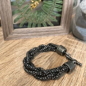 • Buy one, get one free •✨NWOT✨Old Silver bracelet